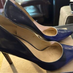 gently use nine West heels size 11m